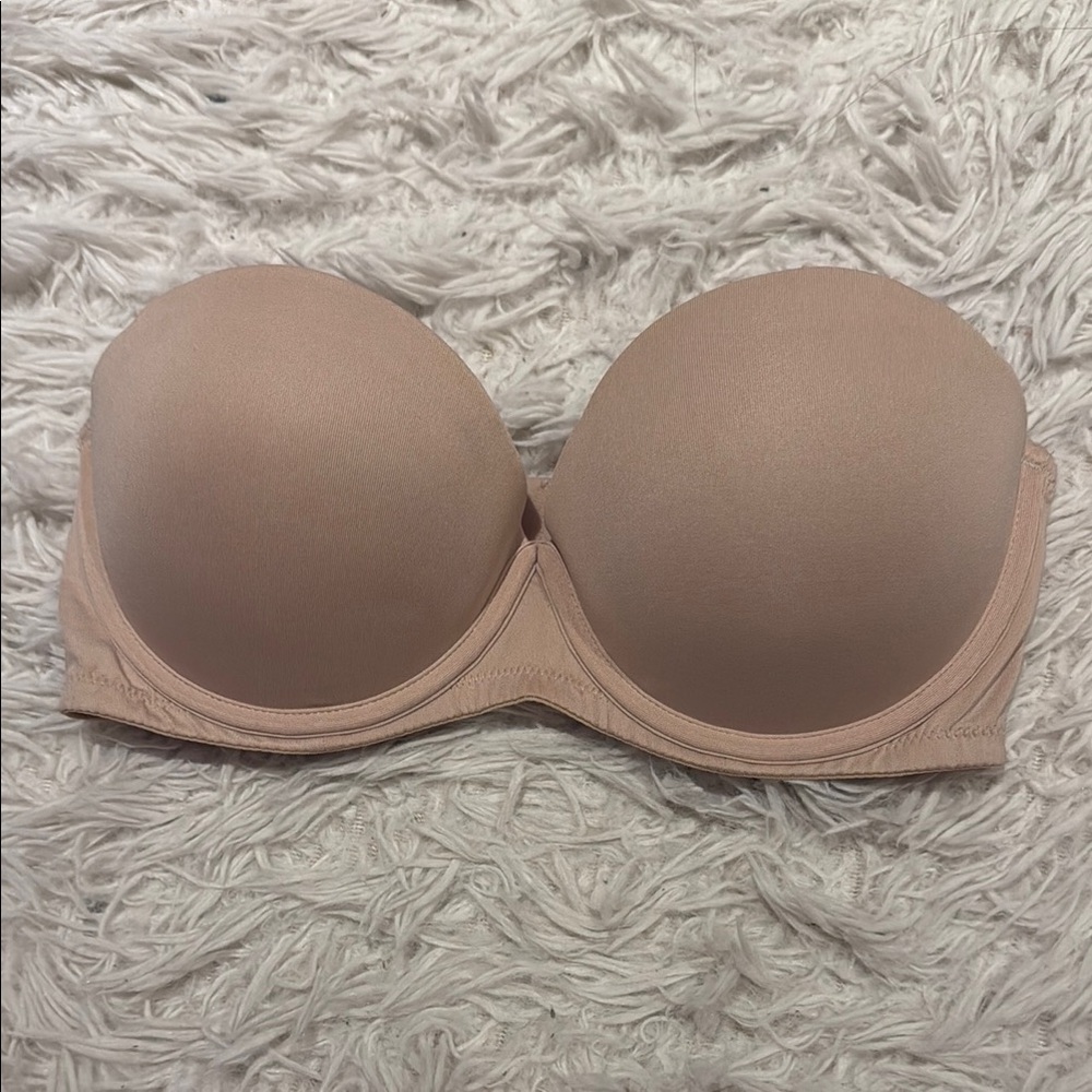 Seamless Strapless Bra - Nude